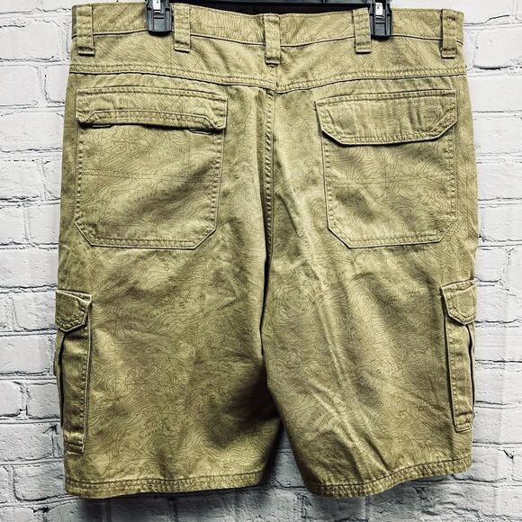 Wrangler Originals Men Cargo USA Map Lakers Print Men Shorts Size 38 - Picture 2 of 9